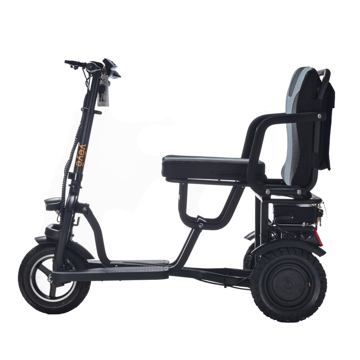 Détaiils du profil gauche de la trottinette électrique 3 roues avec selle YĒYĒ POP Tout-Chemin 